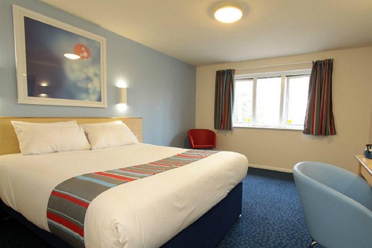 Travelodge Shrewsbury Bayston Hill Exterior photo