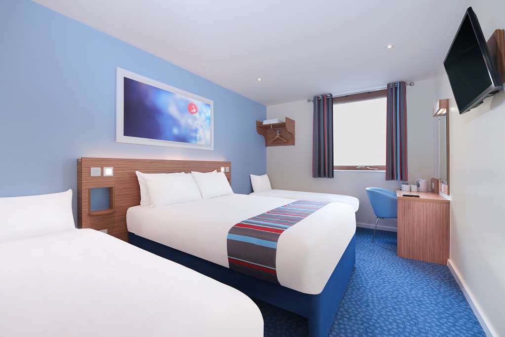 Travelodge Shrewsbury Bayston Hill Room photo